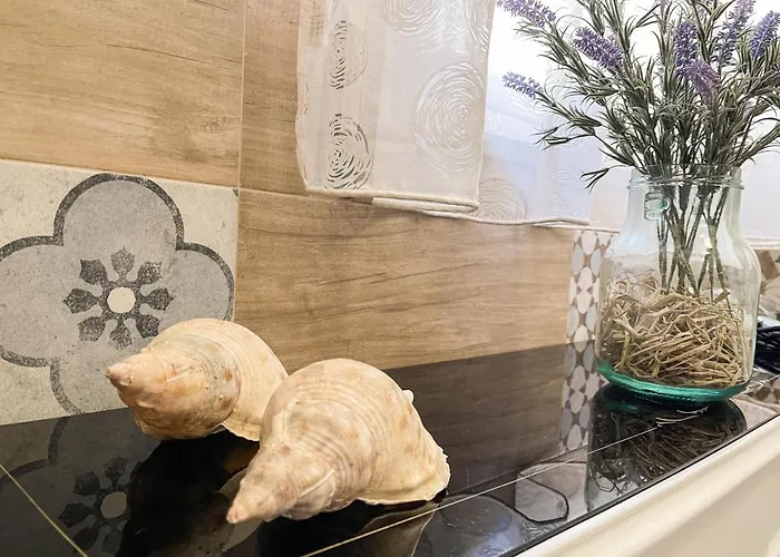 Al Politeama Bed & Breakfast 3*